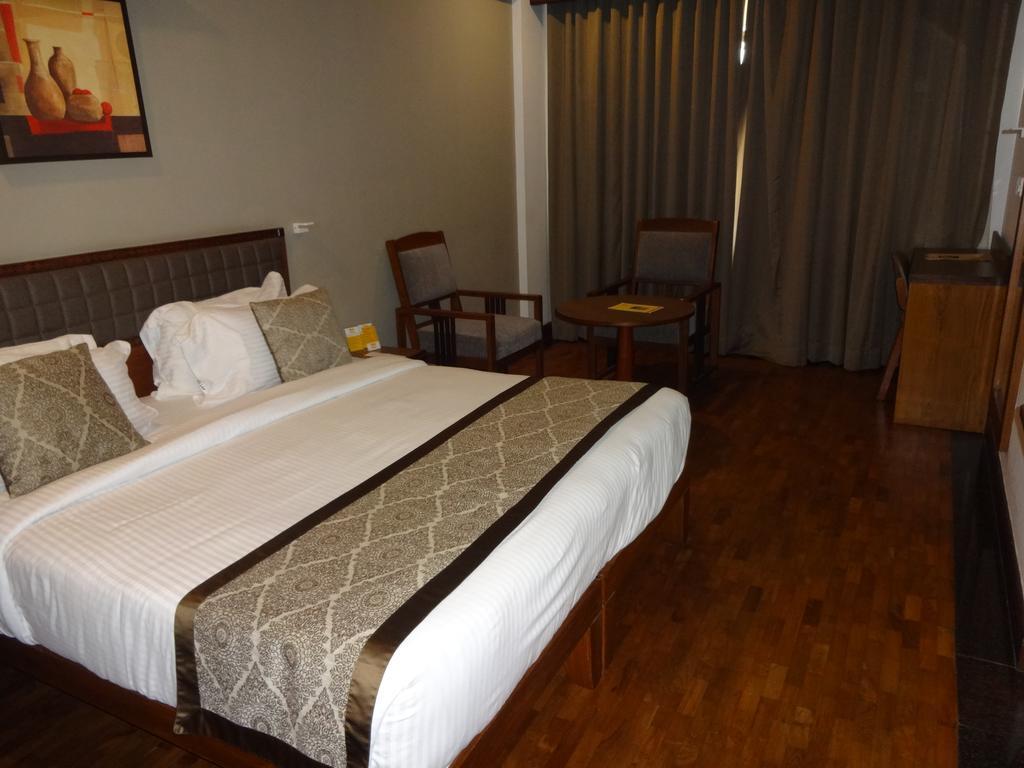 Keys Select By Lemon Tree Hotels, Malabar Gate, Kozhikode Zewnętrze zdjęcie